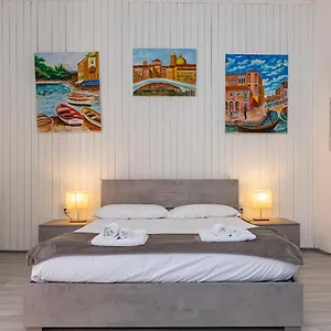 Art Design - Center Milano